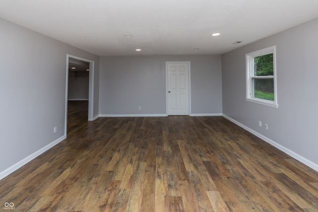140 Appletree Row, Greenwood, IN 46142