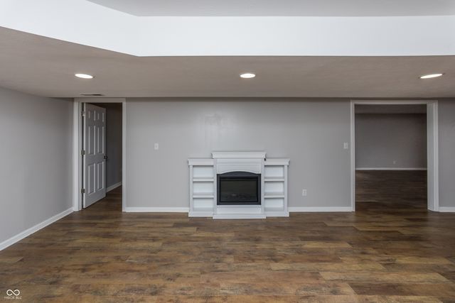 140 Appletree Row, Greenwood, IN 46142