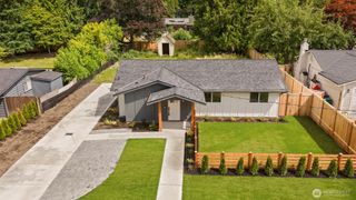 8708 NE 140th Street #A, Kirkland, WA 98034