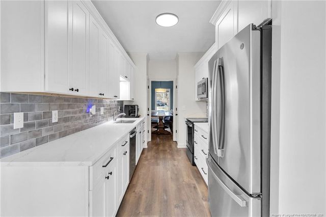 16 Clearwater Harbor, Sanford, NC 27332