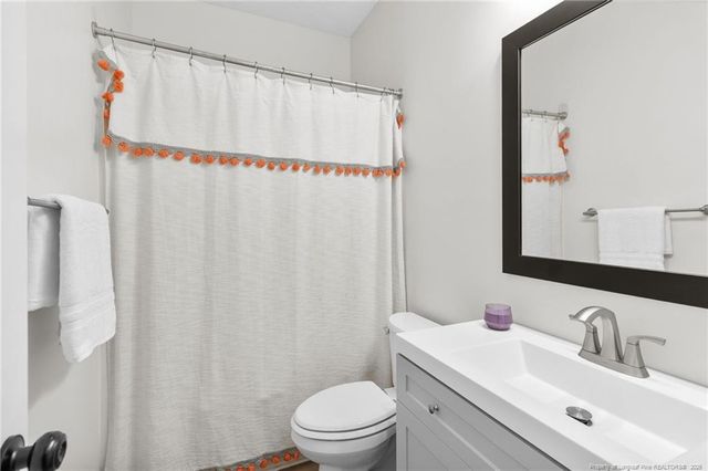 16 Clearwater Harbor, Sanford, NC 27332