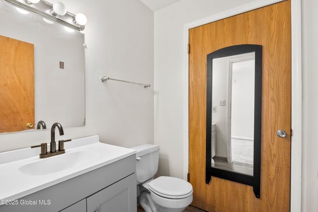 24 Delaware Street, Albany, NY 12202