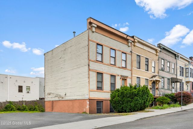 24 Delaware Street, Albany, NY 12202