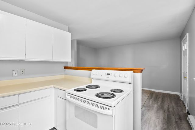 24 Delaware Street, Albany, NY 12202