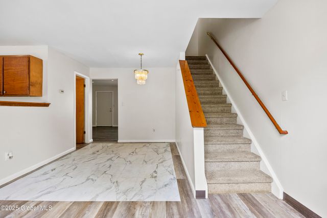 24 Delaware Street, Albany, NY 12202