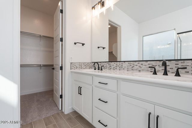 2124 E Mill Road, San Tan Valley, AZ 85140