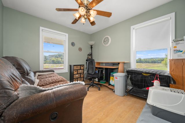 2046 Kennedy Creek Rd, Auburntown, TN 37016