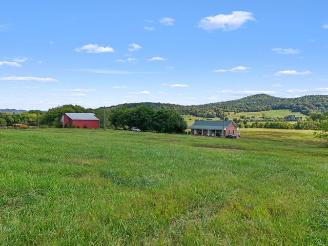 2046 Kennedy Creek Rd, Auburntown, TN 37016
