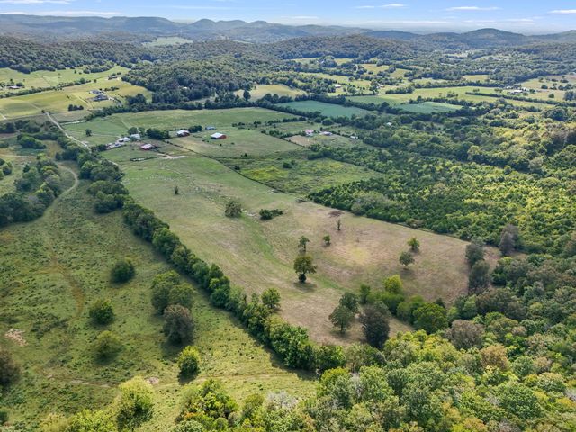 2046 Kennedy Creek Rd, Auburntown, TN 37016