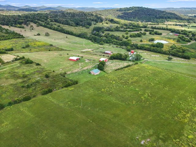 2046 Kennedy Creek Rd, Auburntown, TN 37016