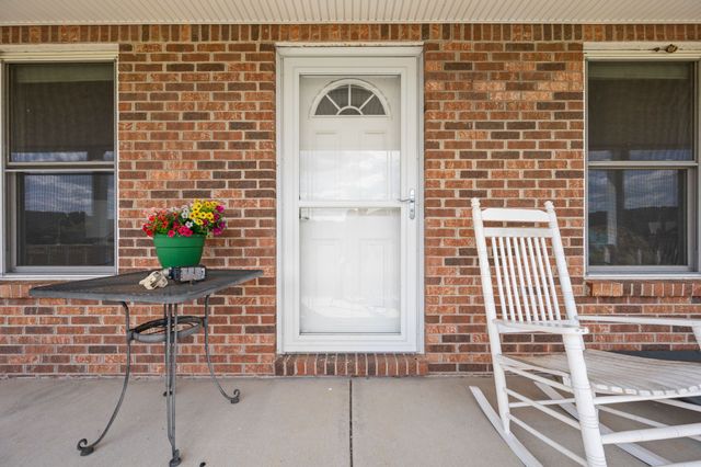 2046 Kennedy Creek Rd, Auburntown, TN 37016