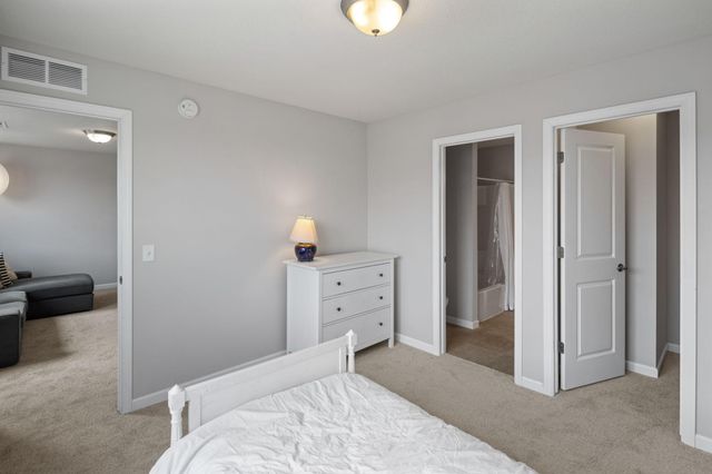 561 14th Street NW, New Brighton, MN 55112