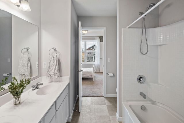 561 14th Street NW, New Brighton, MN 55112