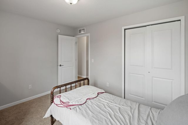 561 14th Street NW, New Brighton, MN 55112