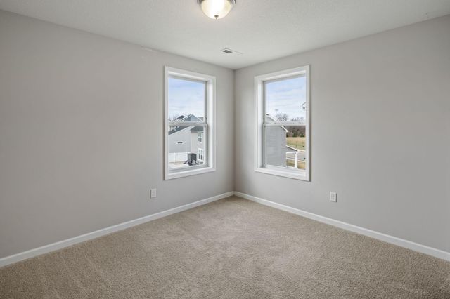 561 14th Street NW, New Brighton, MN 55112