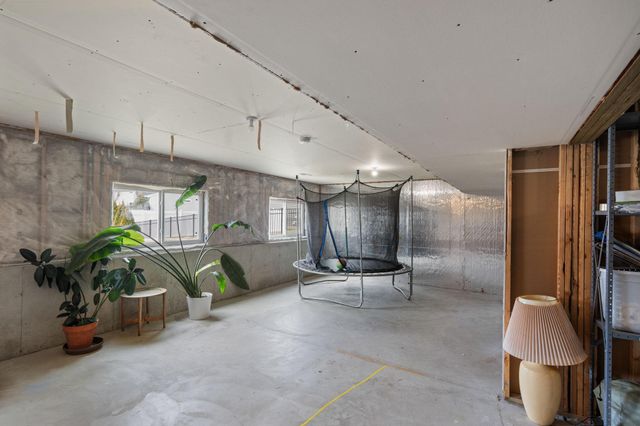 561 14th Street NW, New Brighton, MN 55112