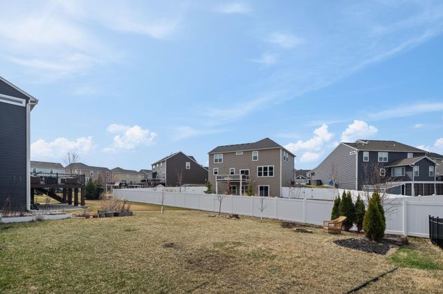 561 14th Street NW, New Brighton, MN 55112