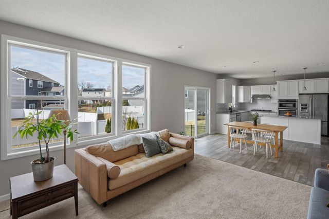 561 14th Street NW, New Brighton, MN 55112