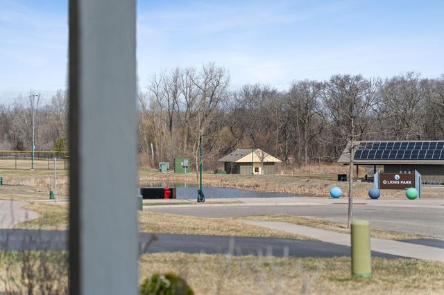 561 14th Street NW, New Brighton, MN 55112