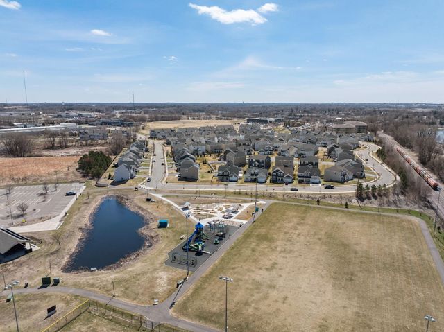 561 14th Street NW, New Brighton, MN 55112