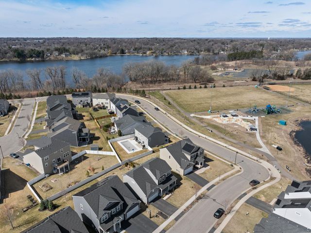 561 14th Street NW, New Brighton, MN 55112