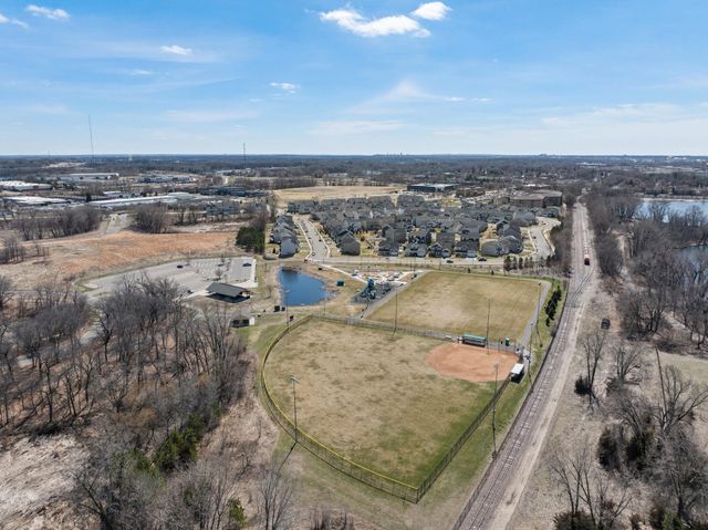 561 14th Street NW, New Brighton, MN 55112