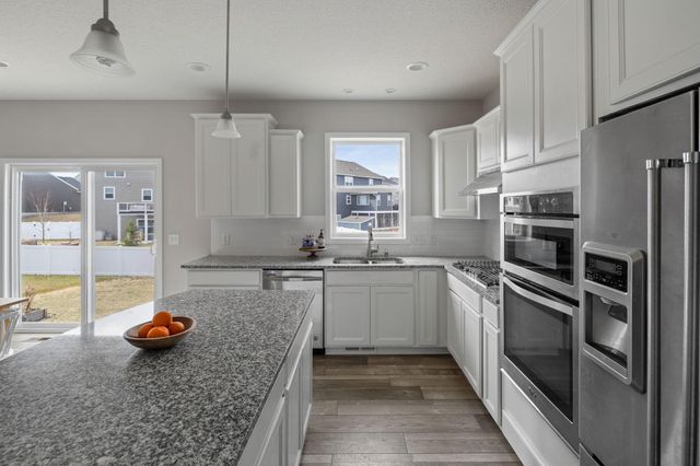 561 14th Street NW, New Brighton, MN 55112