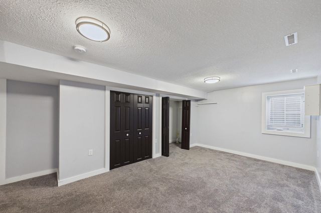2209 Beacon Drive SW, Rochester, MN 55902