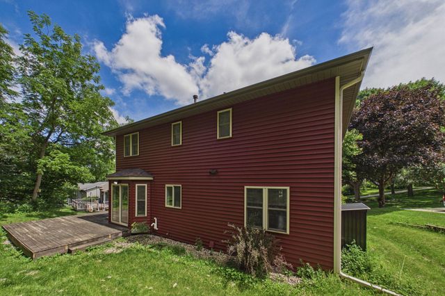 2209 Beacon Drive SW, Rochester, MN 55902