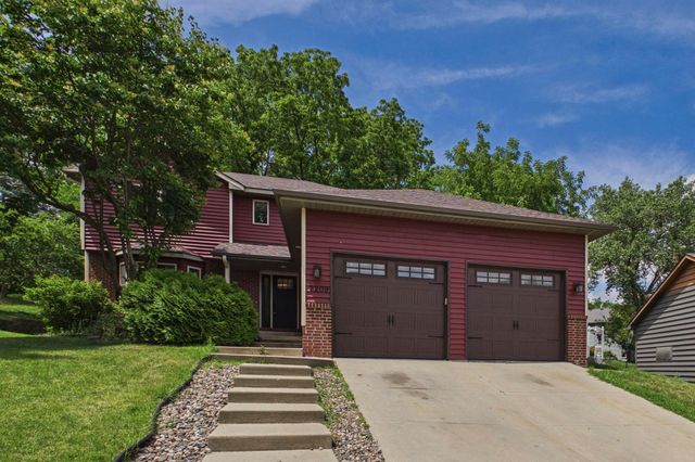 2209 Beacon Drive SW, Rochester, MN 55902