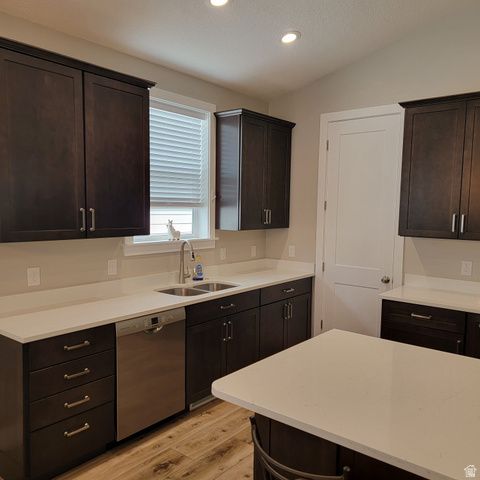 252 W 4950 S, Washington Terrace, UT 84405
