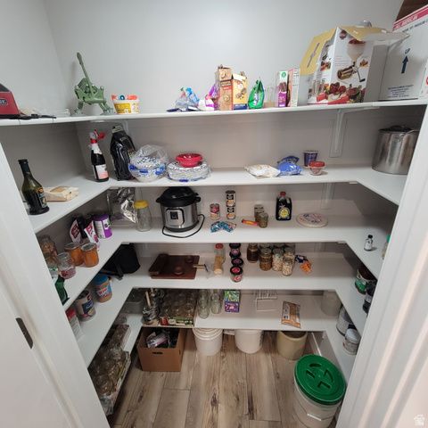 252 W 4950 S, Washington Terrace, UT 84405