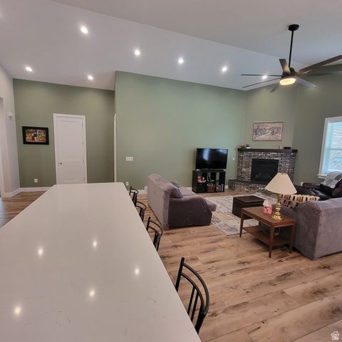 252 W 4950 S, Washington Terrace, UT 84405