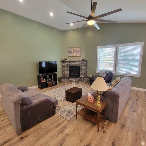 252 W 4950 S, Washington Terrace, UT 84405