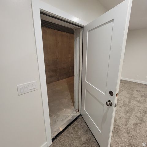 252 W 4950 S, Washington Terrace, UT 84405