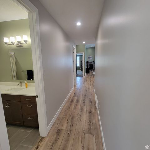 252 W 4950 S, Washington Terrace, UT 84405
