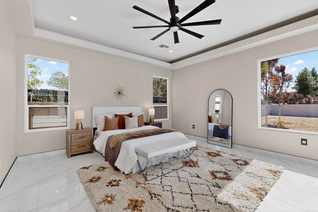 416 Bledsoe Road NW, Albuquerque, NM 87107