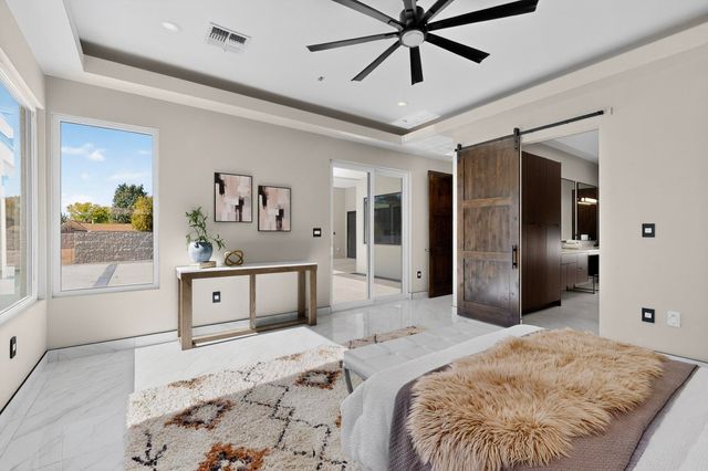 416 Bledsoe Road NW, Albuquerque, NM 87107