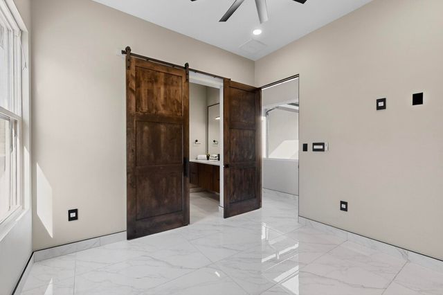 416 Bledsoe Road NW, Albuquerque, NM 87107