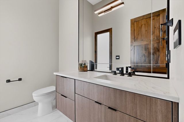 416 Bledsoe Road NW, Albuquerque, NM 87107