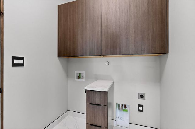 416 Bledsoe Road NW, Albuquerque, NM 87107