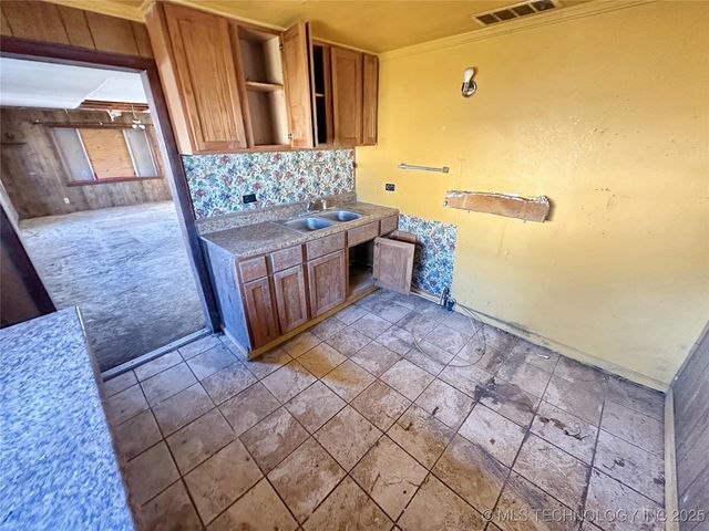 301 N Lee Street, Fort Gibson, OK 74434