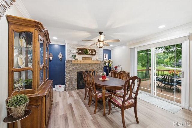 8 W Lockhaven CT Court, Edwardsville, IL 62025