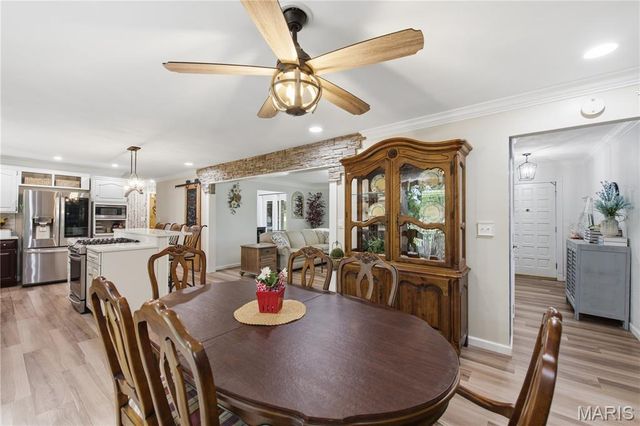 8 W Lockhaven CT Court, Edwardsville, IL 62025