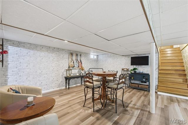 8 W Lockhaven CT Court, Edwardsville, IL 62025