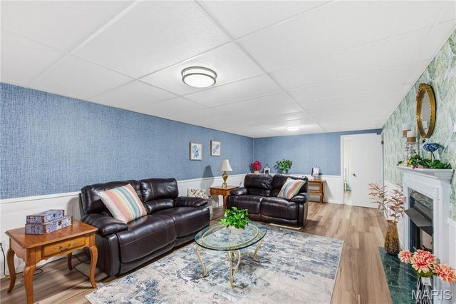8 W Lockhaven CT Court, Edwardsville, IL 62025