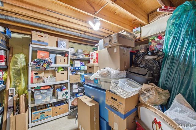 8 W Lockhaven CT Court, Edwardsville, IL 62025