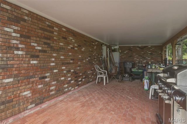8 W Lockhaven CT Court, Edwardsville, IL 62025