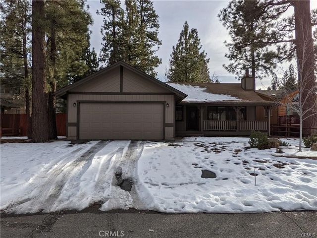 542 E Barker Boulevard, Big Bear City, CA 92314