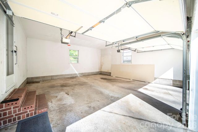 4646 Rainbow Drive, Kannapolis, NC 28081